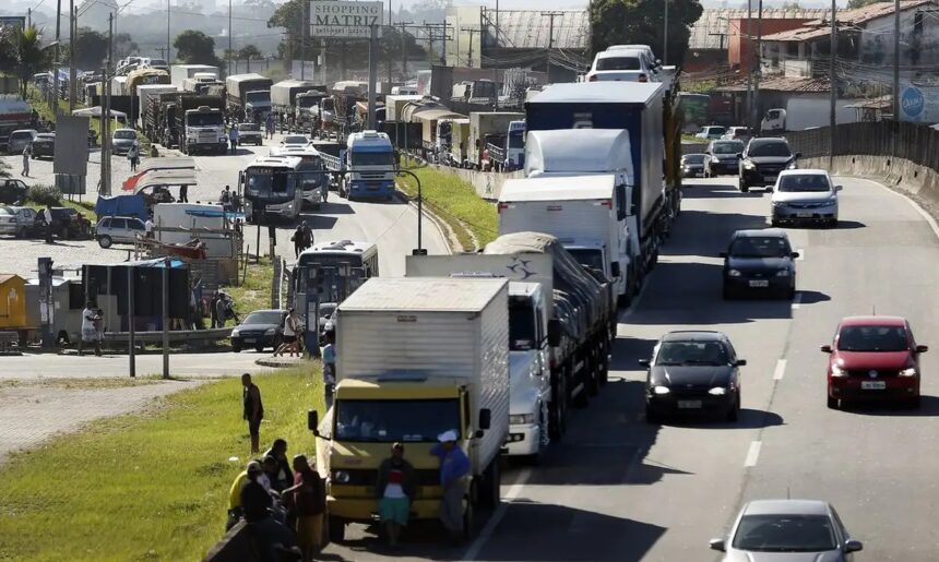 Até 20 de janeiro, mais de 1,2 milhão de motoristas C, D e E não fizeram exame toxicológico obrigatório