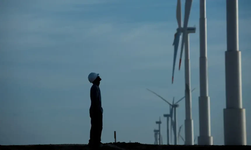 Energia renovável: o paradoxo da sobra de energia limpa no país