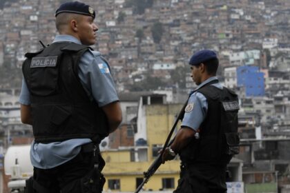 Índices de violência caem no Brasil em 2023, mas especialistas avaliam gestão da segurança como negativa