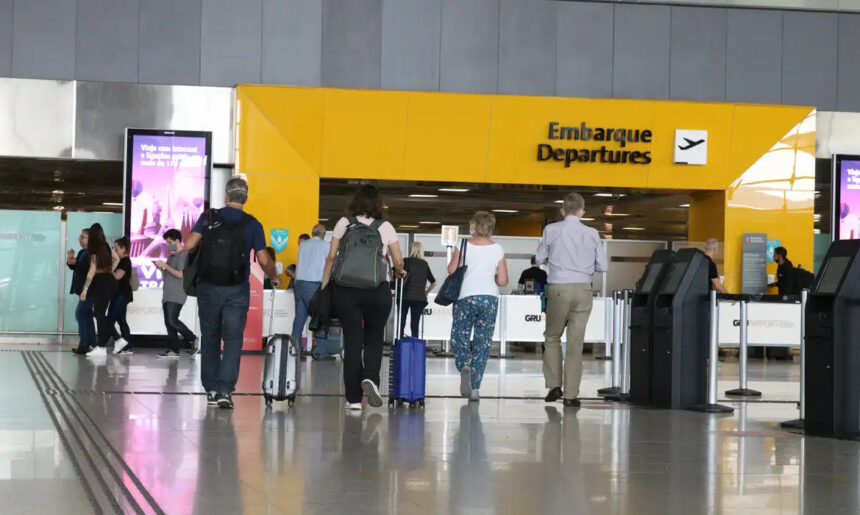 Voa Brasil: mais de 23 mil bilhetes foram vendidos para aposentados do INSS em cinco meses