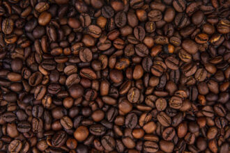 Café arábica segue em queda