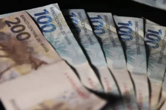 União paga R$ 1,33 bi em dívidas de estados e municípios