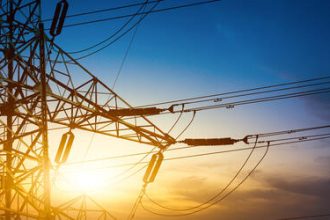 Conta de luz: consumidor do Paraná pode pagar R$ 156 a mais, por ano