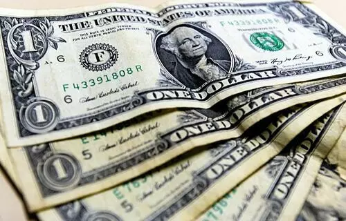 Dólar fecha última sessão em queda de 0,50%, a R$ 5,66