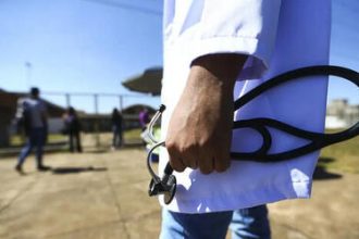 Falta de médicos lidera lista de desafios na saúde, segundo estudo da Firjan