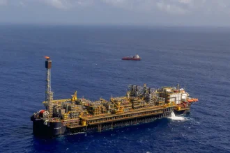 Firjan alerta para alta no petróleo e defende ampliação das reservas brasileiras