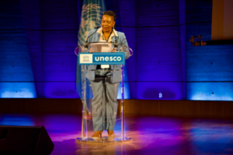 Ministra da Cultura, Margareth Menezes, faz  discurso em evento na sede da UNESCO, em Paris