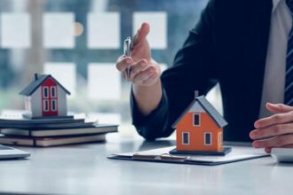 Aluguéis residenciais têm alta discreta de 0,06% em julho, aponta IVAR
