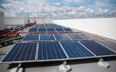 Energia solar deve crescer 25% no Brasil em 2025 com apoio de financiamentos sustentáveis