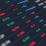 Ibovespa hoje tem alta de 0,19% e fecha acima dos 135 mil pontos