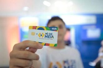 Pé-de-Meia: pagamento para nascidos em maio e junho ocorre nesta quarta-feira (25)