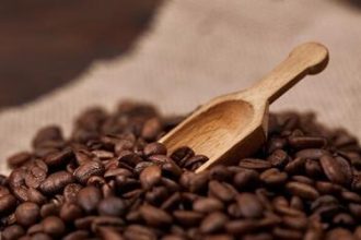 Café: semana começa com alta no preço