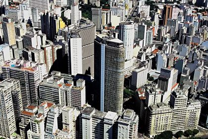 Cidades pequenas concentram maior número de cargos comissionados no país, aponta anuário