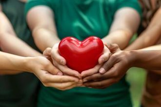 Como ser um doador de órgãos no Brasil: entenda os passos e a importância da autorização familiar