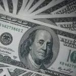 Dólar encerra última sessão em alta, a R$ 5,39