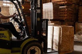 Fim da escala 6×1: Pequenos negócios podem ser os mais afetados pela jornada reduzida