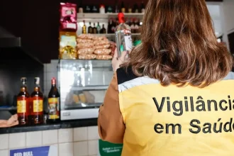 Metanol: Ministério da Saúde alerta para intoxicação por substância e reforça notificações imediatas