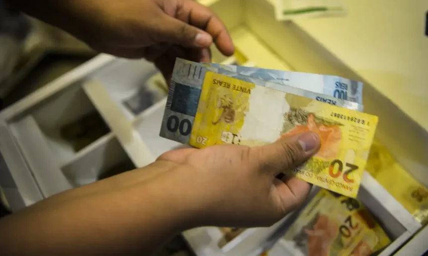Reforma tributária: Plenário vota segunda parte da regulamentação na terça (23)