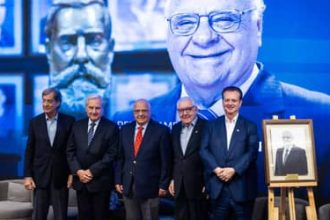 Alfredo Cotait Neto assume presidência da Associação Comercial de São Paulo