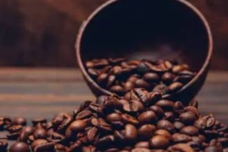 Café arábica tem queda nesta quinta-feira (23), vendido a R$ 1.770,08