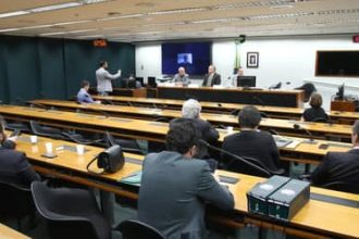 Comissão defende criação de fundo e blindagem a recursos para defesa agropecuária