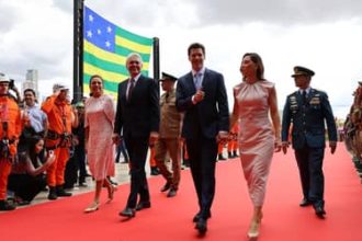 Daniel Vilela assume governo de Goiás e fala em continuidade de Caiado