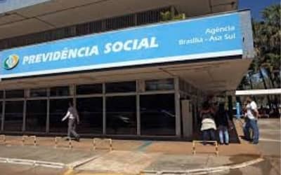 Empréstimo consignado é usado por maioria de beneficiários do INSS para pagar dívidas, revela pesquisa