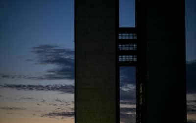 Líderes da Câmara fecham acordo e abril começa sem sessões por feriado