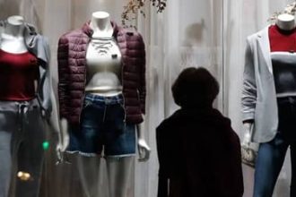 Dia das Mães 2026: consumidores preferem lojas físicas e pretendem gastar mais