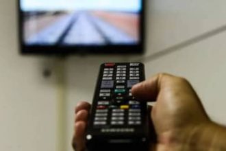 Famílias podem receber nova parabólica digital gratuita; veja quem tem direito