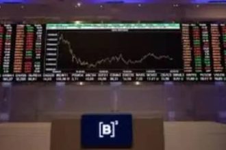 Ibovespa fecha último pregão cotado aos 177.098 pontos