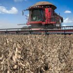 Retração no mercado de máquinas mostra cenário preocupante para o agro