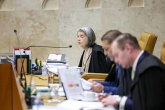 STF suspende julgamento sobre royalties do petróleo após pedido de vista; ministra vota contra mudança na divisão de recursos