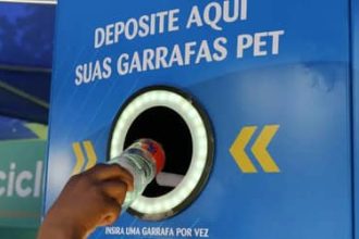 Brasileiros apoiam a sustentabilidade, mas ainda resistem a comprar produtos reciclados